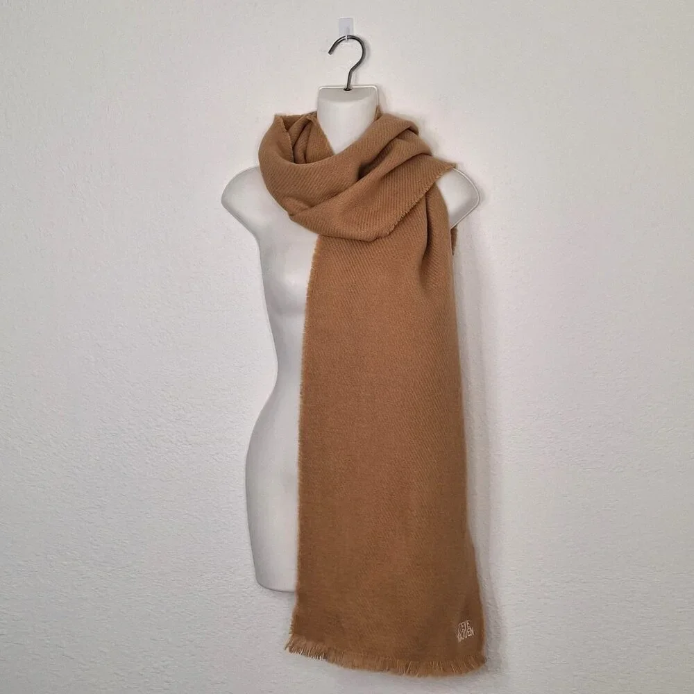 Steve Madden Camel Scarf Sz 78 x 13 Fringed Minimalist Preppy Neutral Academia